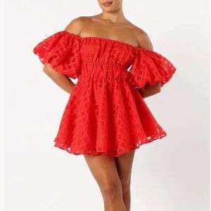 Petal & Pup Off Shoulder Mini Dress Size: LARGE